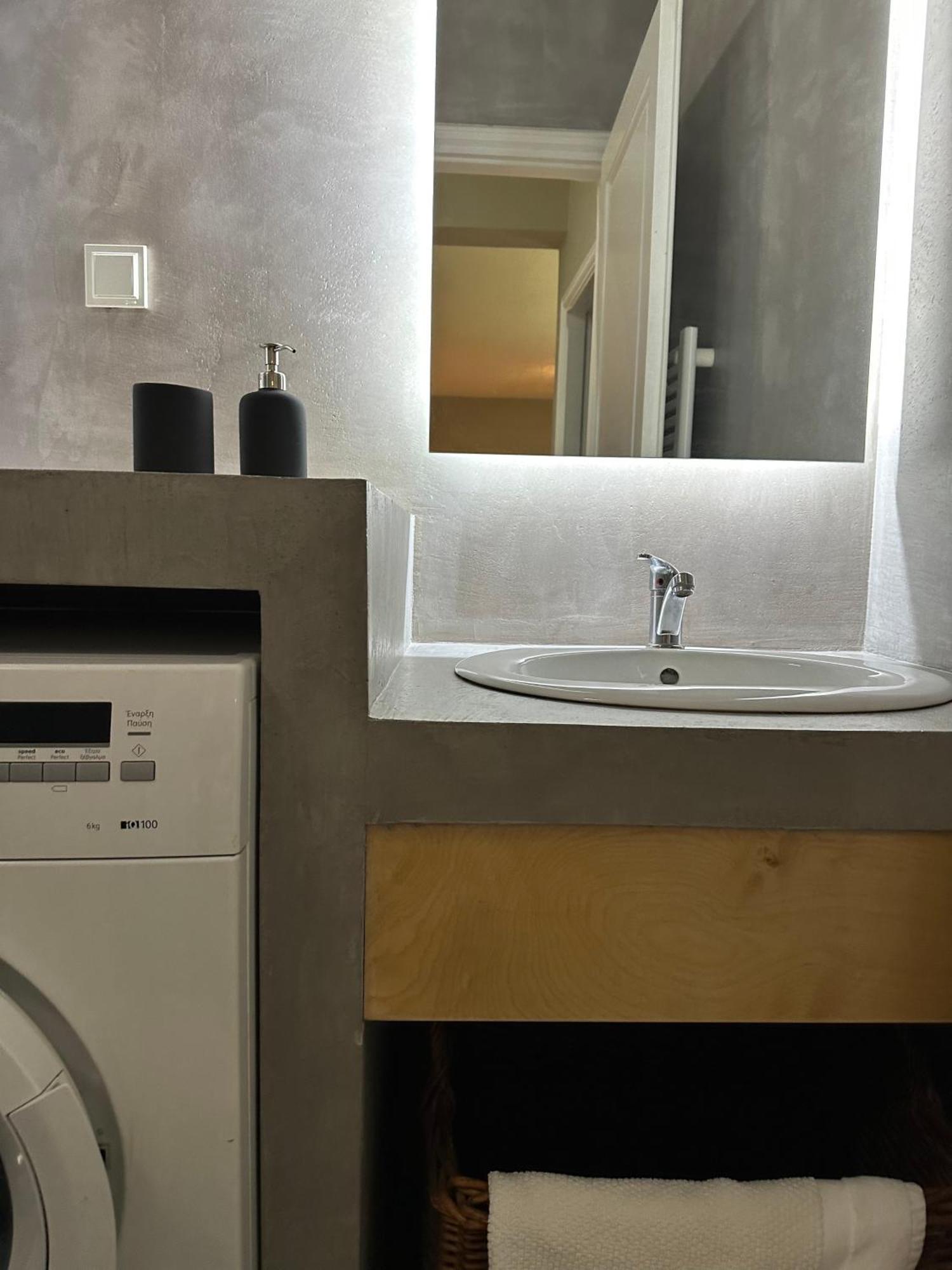 Elegant Apartment In Ioannina Luaran gambar